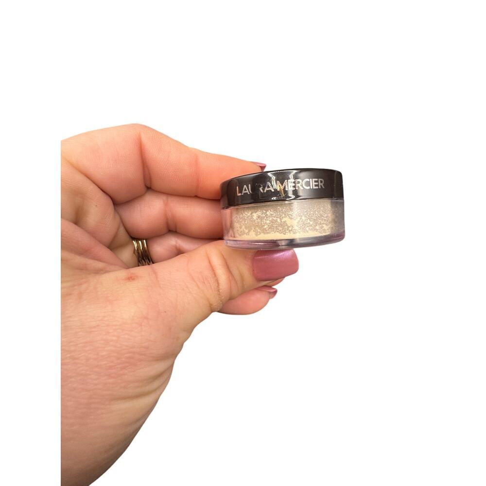 NWT Laura Mercier Translucent Loose Setting Powder Small Travel Size 0.07oz - Picture 2 of 3